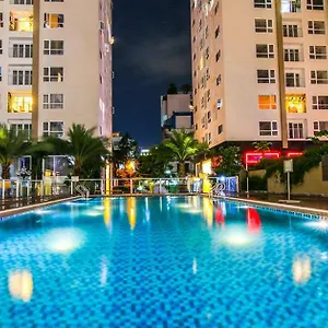 Apartment Teddy At Sky Center Luxury, Ho Chi Minh City